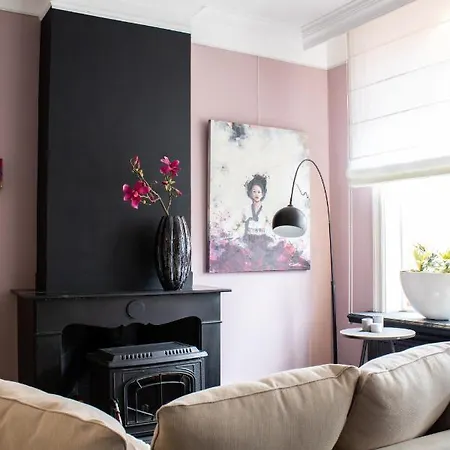 137, Luxe Midden In De Bollenstreek * Lisse