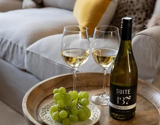 137, Luxe Midden In De Bollenstreek Apartment *